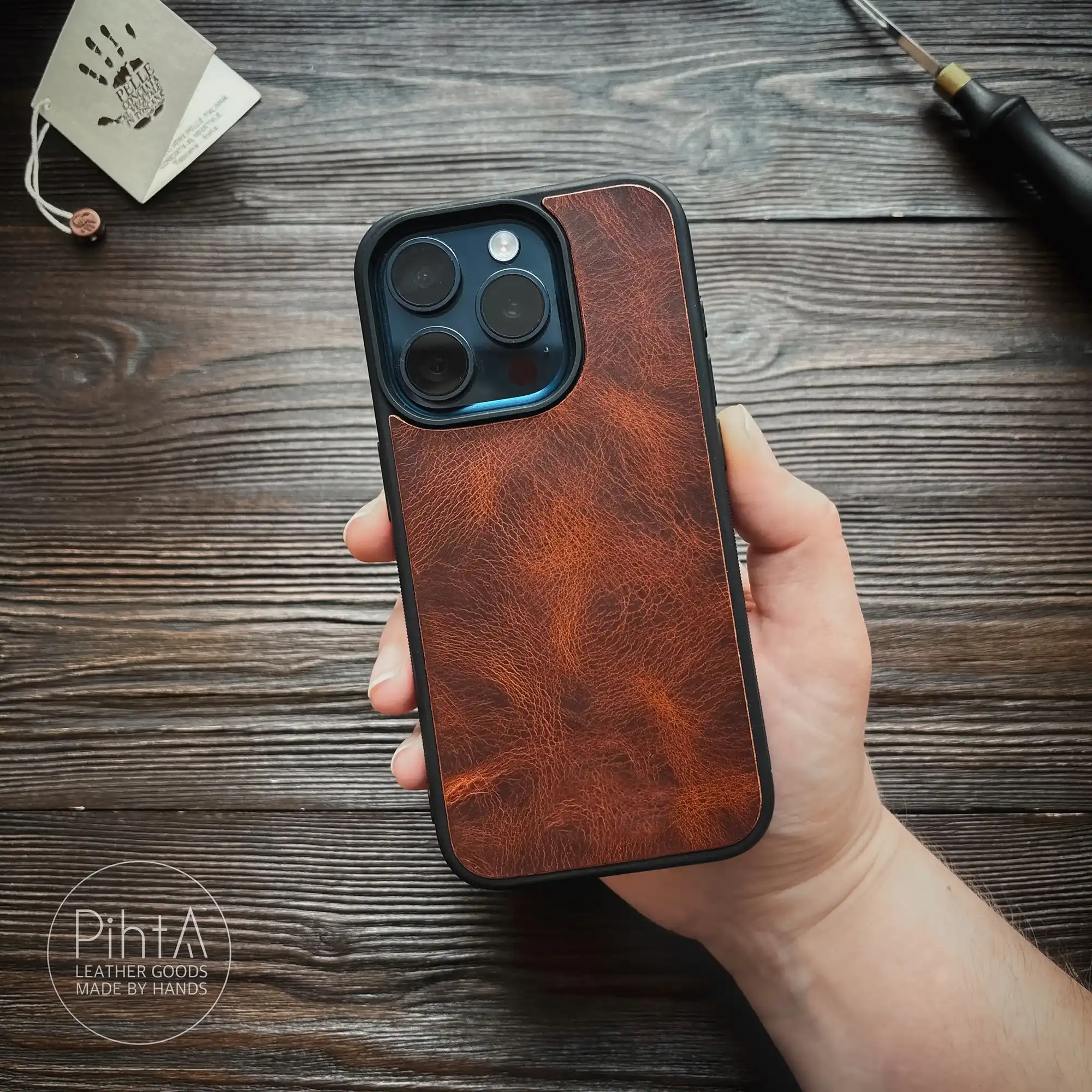 Кожаный чехол для iPhone