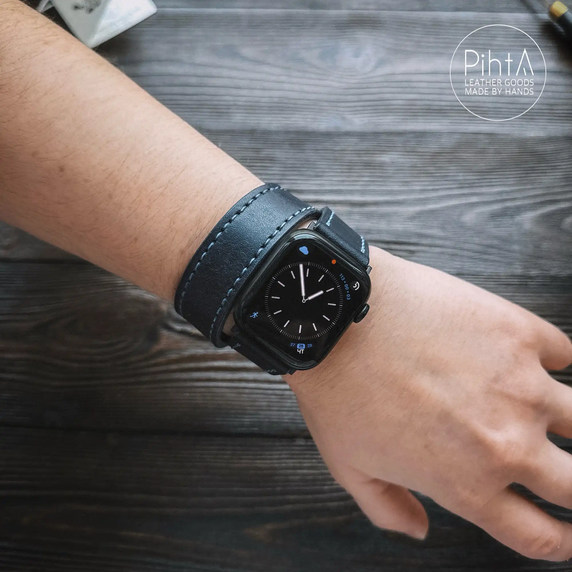 Кожаный ремешок в Double tour для Apple Watch